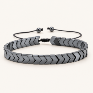 Pulsera ajustable con diseño de flecha