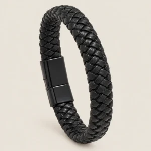 Pulsera trenzada para hombre de cuero sintético negro
