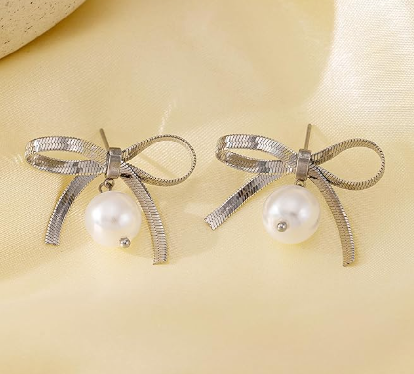 Caravanas moños con perlas