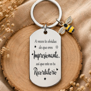 Llavero personalizado con dije abeja