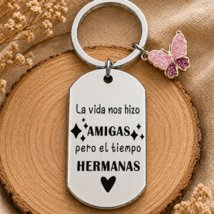 Llavero personalizado con dije mariposa