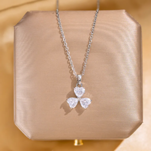 Collar 3 corazones