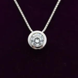Collar punto de luz de plata 925 con zircón