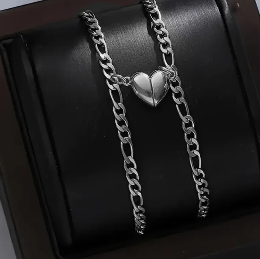 Pulseras magnéticas plateadas para compartir, vista 4