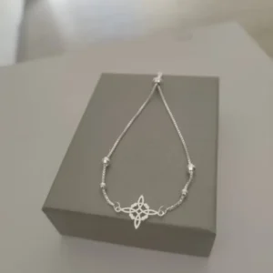 Pulsera nudo de bruja de plata 925 ajustable