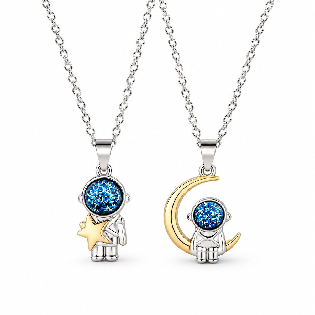 Collar doble con dije de astronautas para compartir - Imagen 3