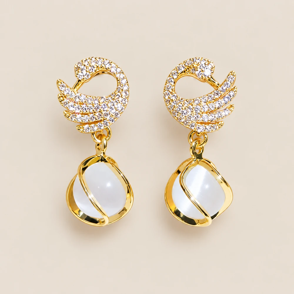 Caravanas con cisne de cristal y piedra