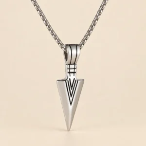Collar punta de flecha