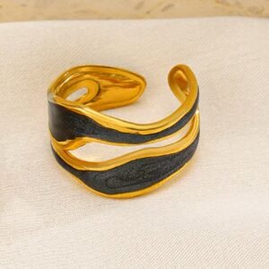 Anillo dorado y negro ajustable de acero quirúrgico